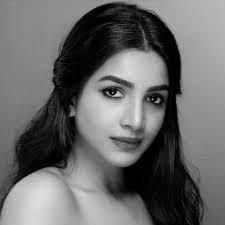 Aarti Mehra